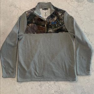 Under Armour 1/4 zip pullover